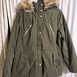 Liz Claiborne Green winter jacket with faux fur hood